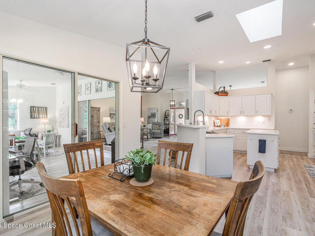 1885 Hammock Estate Lane, Melbourne, FL 32934