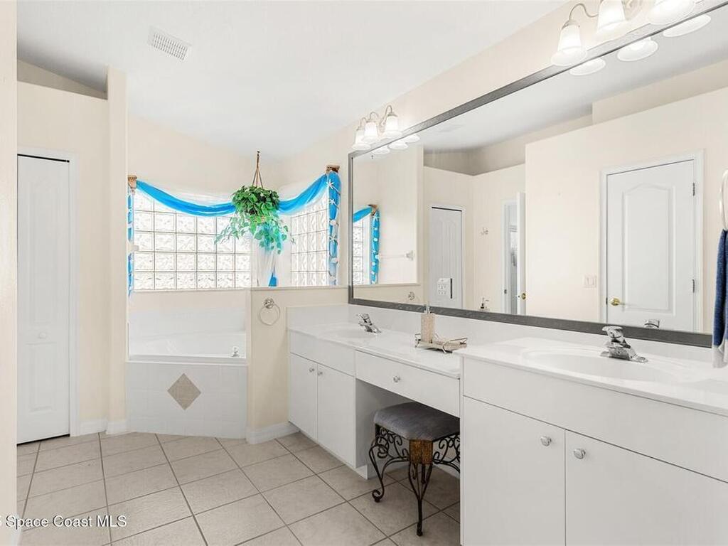 5188 Wexford Drive, Rockledge, FL 32955