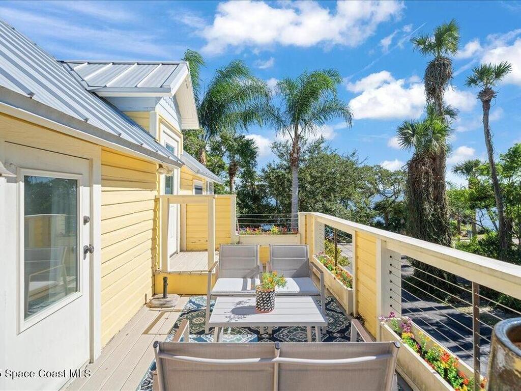 241 N Indian River Drive, Cocoa, FL 32922