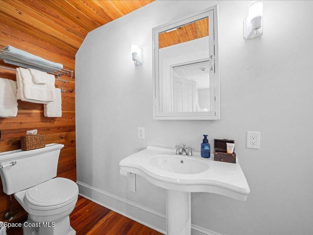 241 N Indian River Drive, Cocoa, FL 32922