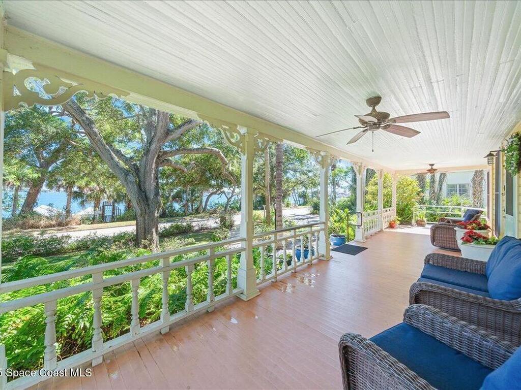 241 N Indian River Drive, Cocoa, FL 32922