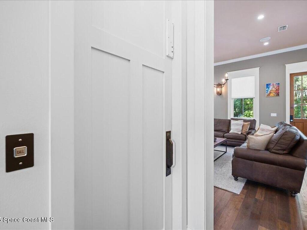 241 N Indian River Drive, Cocoa, FL 32922