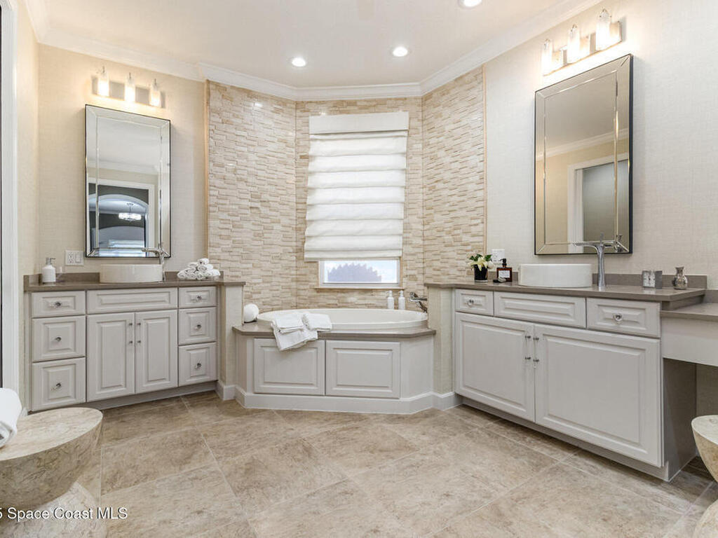 315 Felice Place, Cocoa Beach, FL 32931