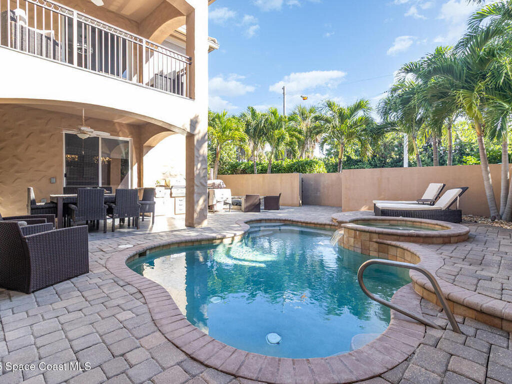 315 Felice Place, Cocoa Beach, FL 32931