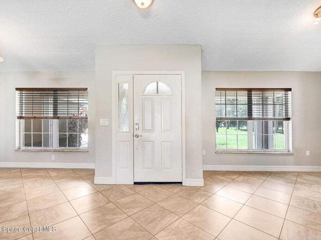 5490 Cangro Street, Cocoa, FL 32926