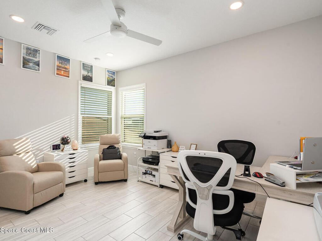 8644 Mammut Way, Melbourne, FL 32940