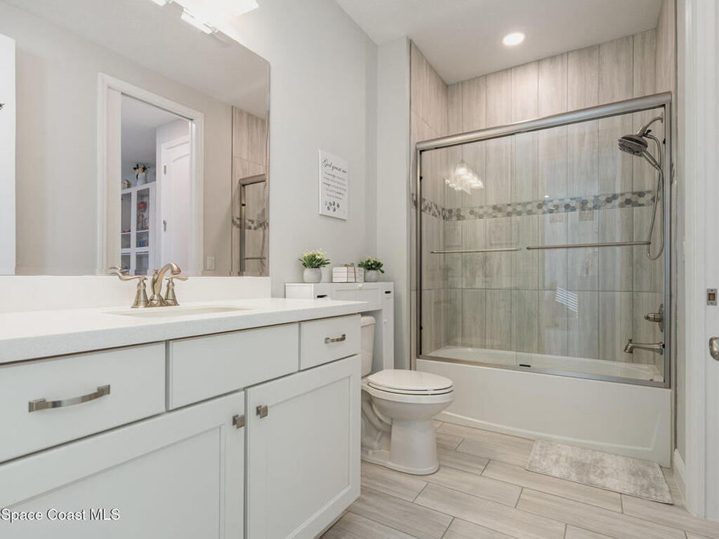 8644 Mammut Way, Melbourne, FL 32940