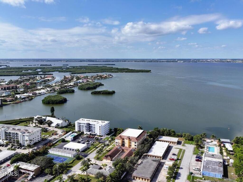 191 Seminole Lane, Cocoa Beach, FL 32931