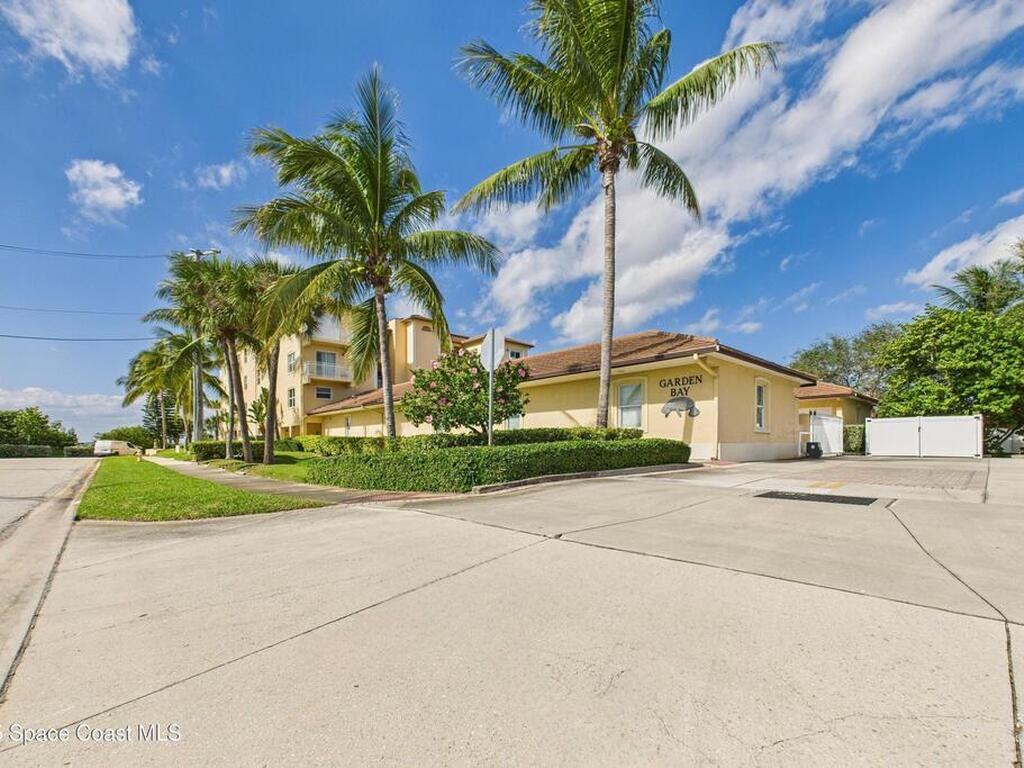 191 Seminole Lane, Cocoa Beach, FL 32931