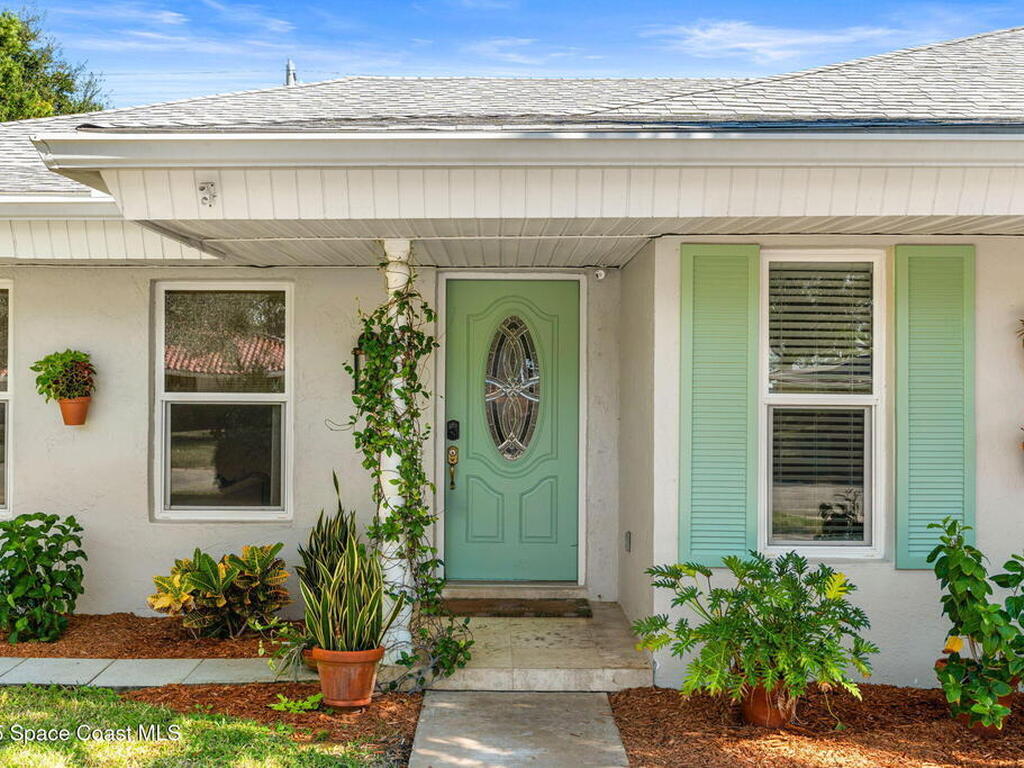 1750 Shore View Drive, Indialantic, FL 32903