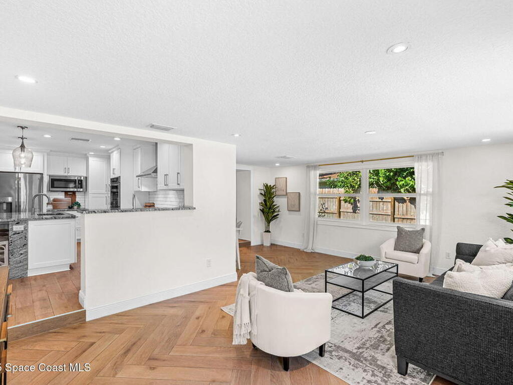 1750 Shore View Drive, Indialantic, FL 32903