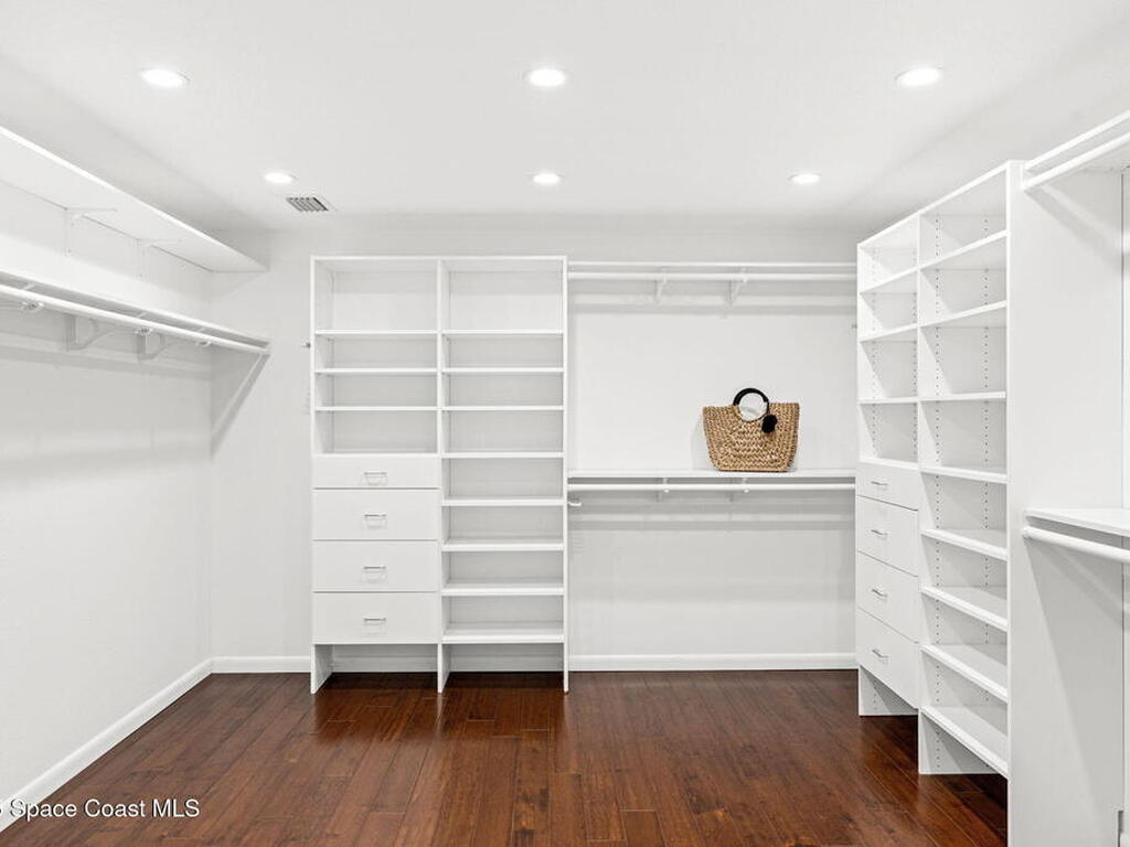 1750 Shore View Drive, Indialantic, FL 32903