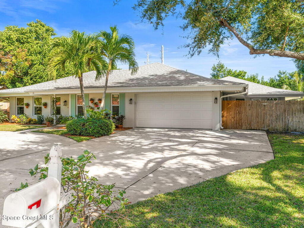 1750 Shore View Drive, Indialantic, FL 32903