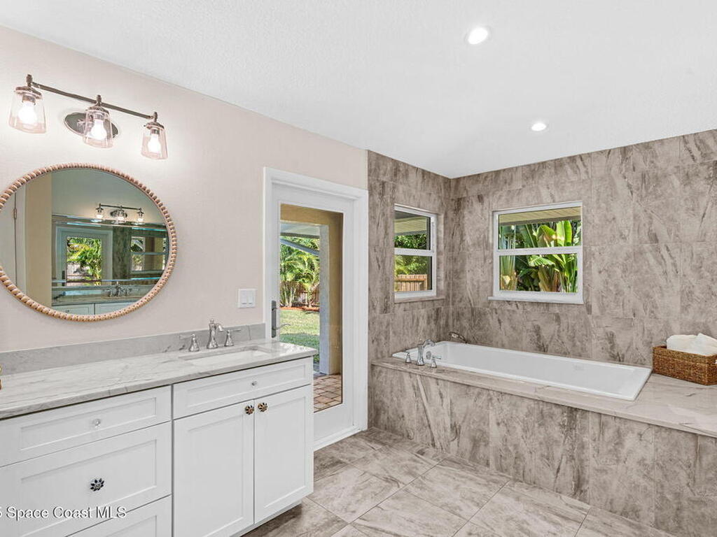 1750 Shore View Drive, Indialantic, FL 32903