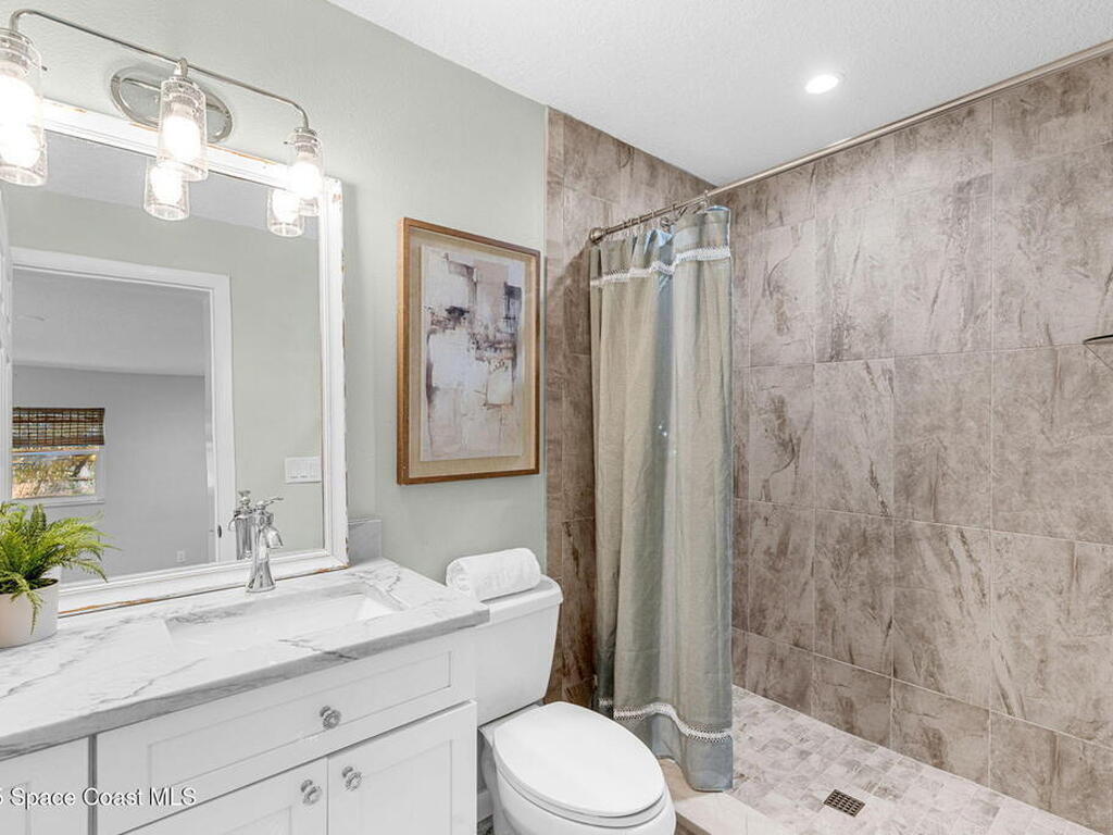 1750 Shore View Drive, Indialantic, FL 32903