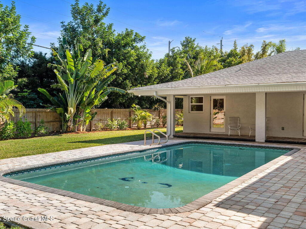 1750 Shore View Drive, Indialantic, FL 32903