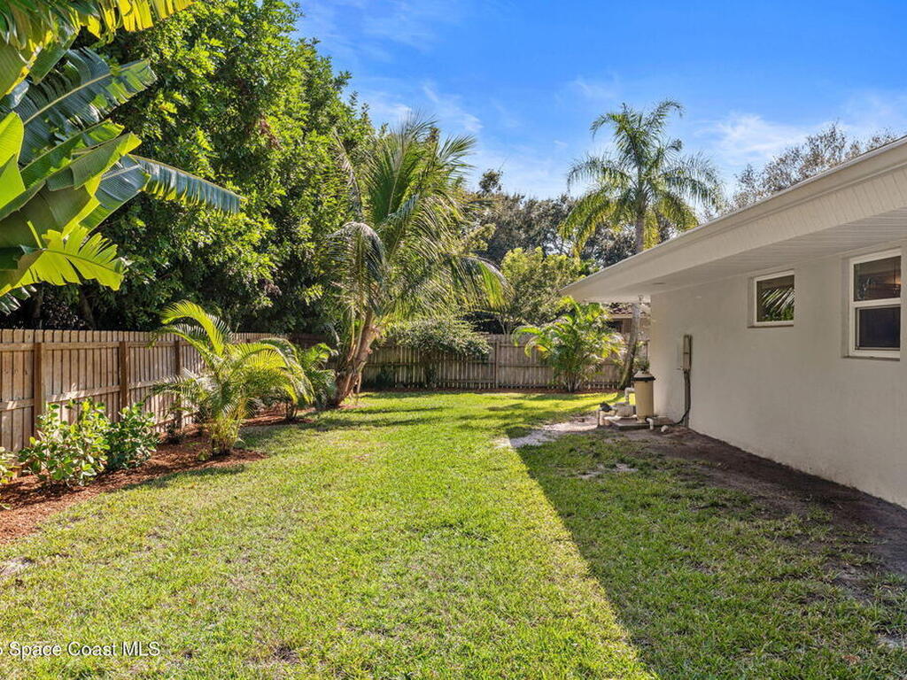 1750 Shore View Drive, Indialantic, FL 32903