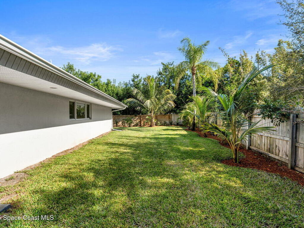 1750 Shore View Drive, Indialantic, FL 32903