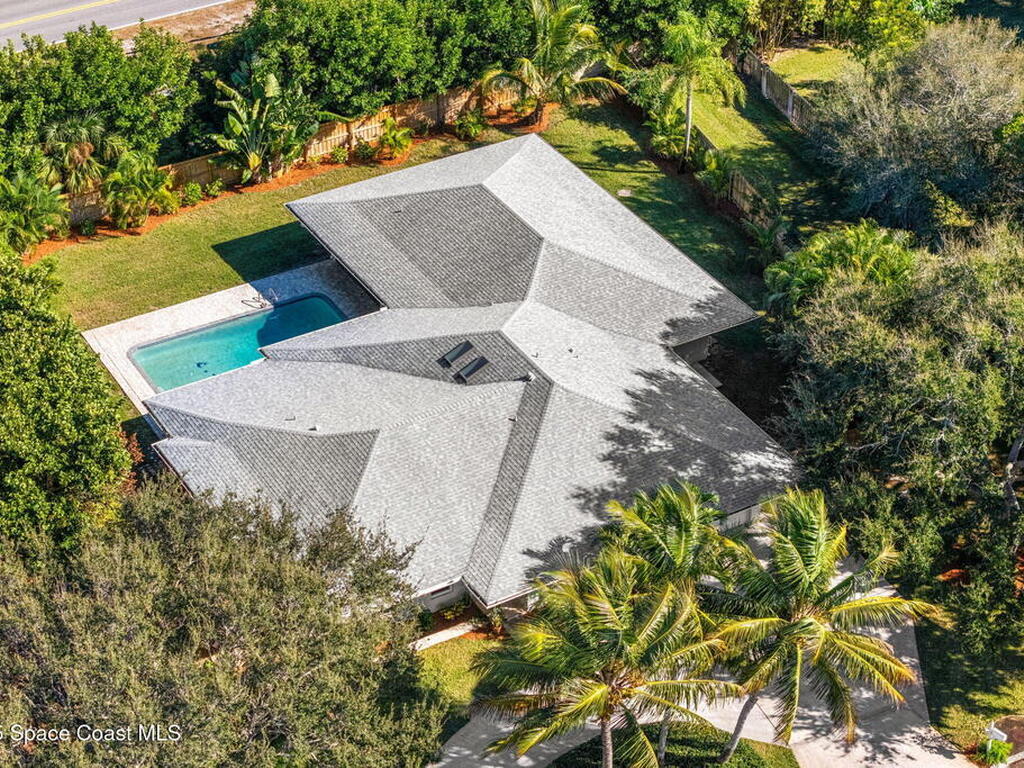 1750 Shore View Drive, Indialantic, FL 32903