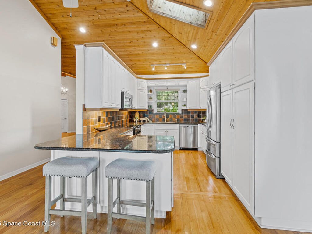 940 W Whitmire Drive, Melbourne, FL 32935