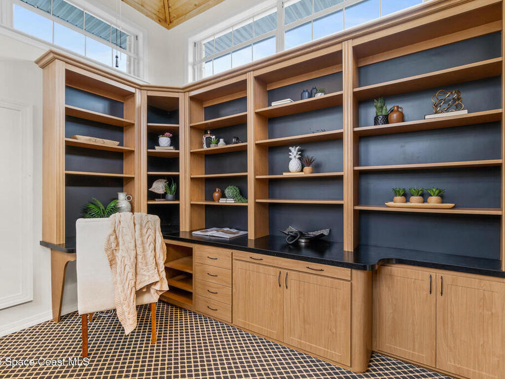 940 W Whitmire Drive, Melbourne, FL 32935