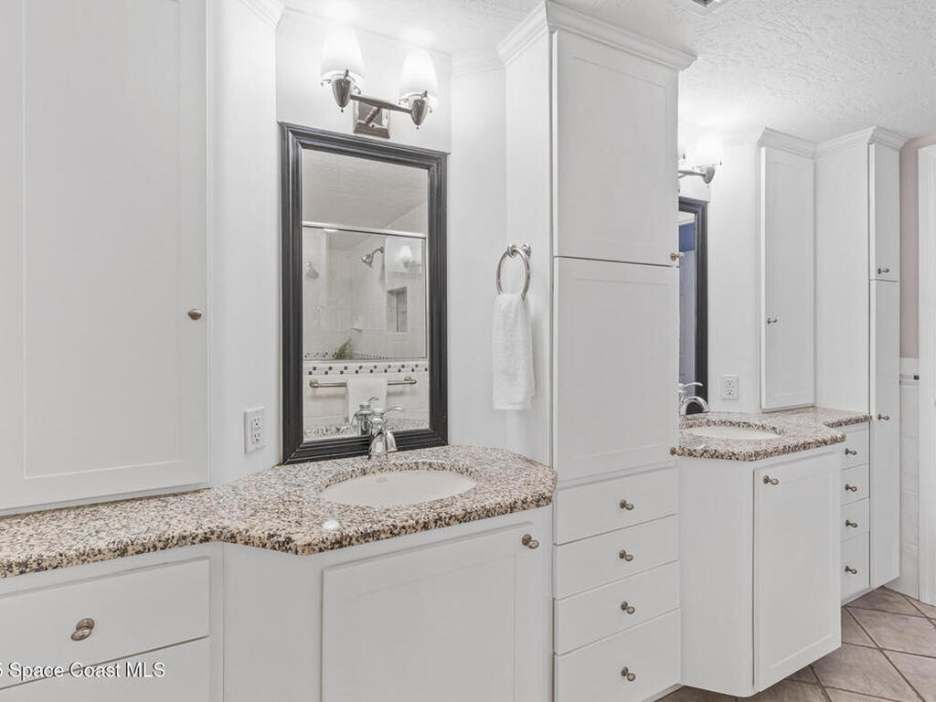 940 W Whitmire Drive, Melbourne, FL 32935