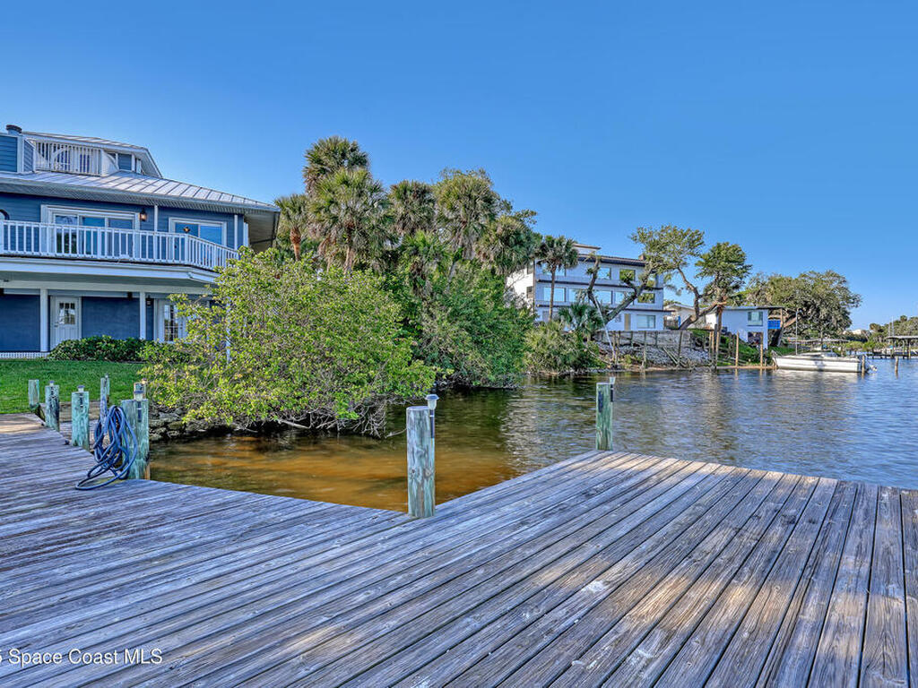 940 W Whitmire Drive, Melbourne, FL 32935