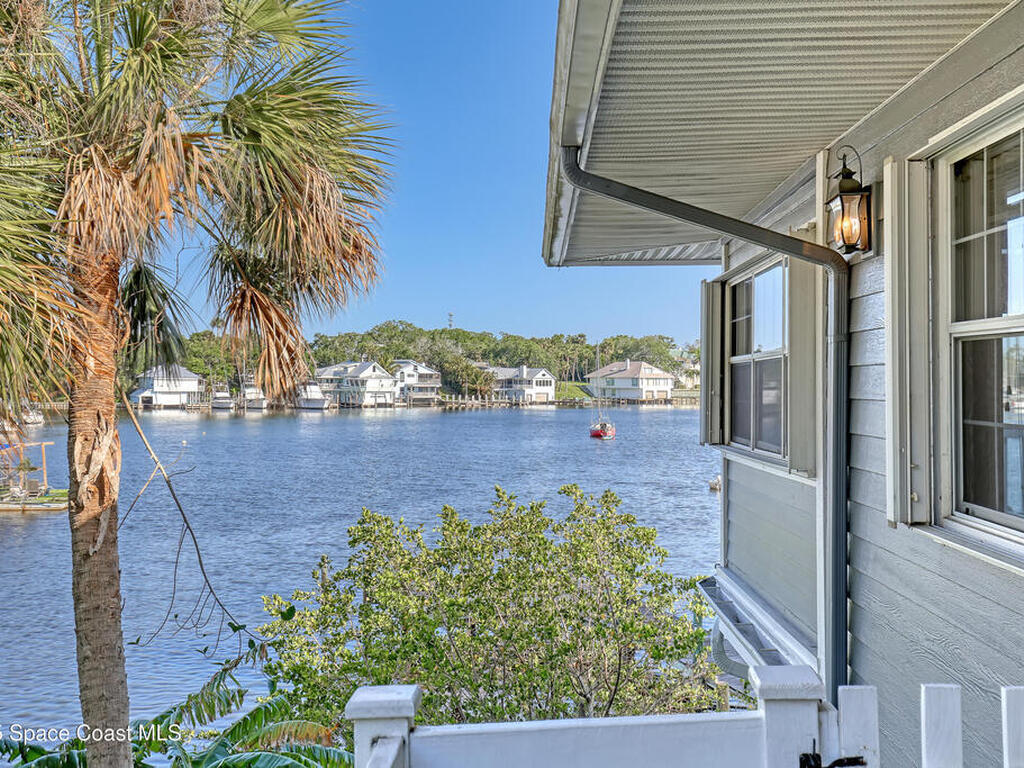 940 W Whitmire Drive, Melbourne, FL 32935