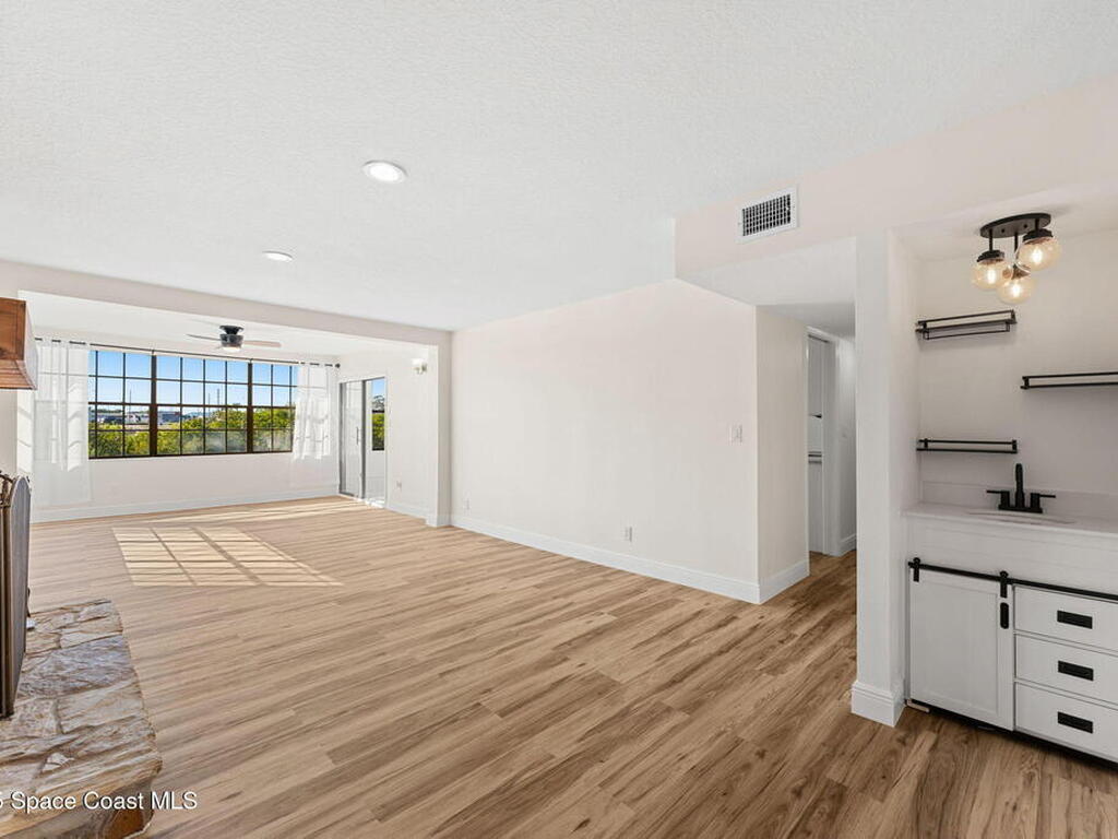 750 W Whitmire Drive, Melbourne, FL 32935