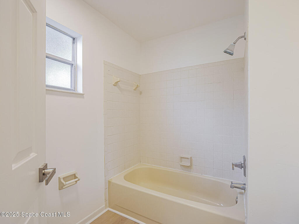 612 Bayharbor Terrace, Sebastian, FL 32958