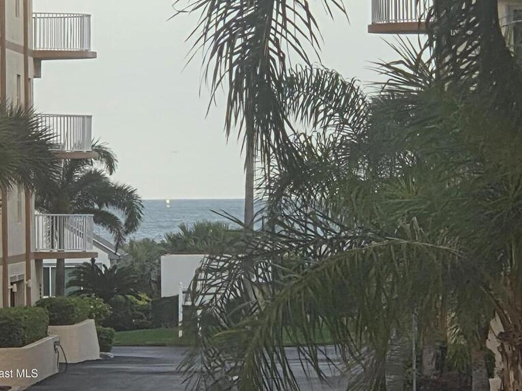 807 Mystic Dr, Cape Canaveral, FL 32920