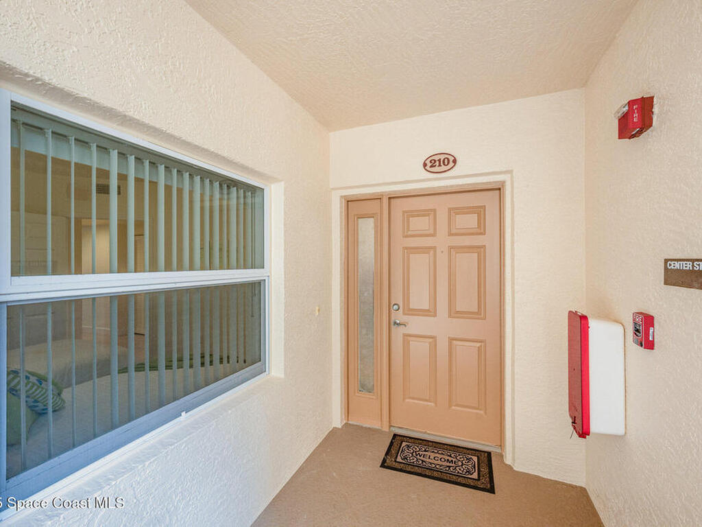 807 Mystic Dr, Cape Canaveral, FL 32920