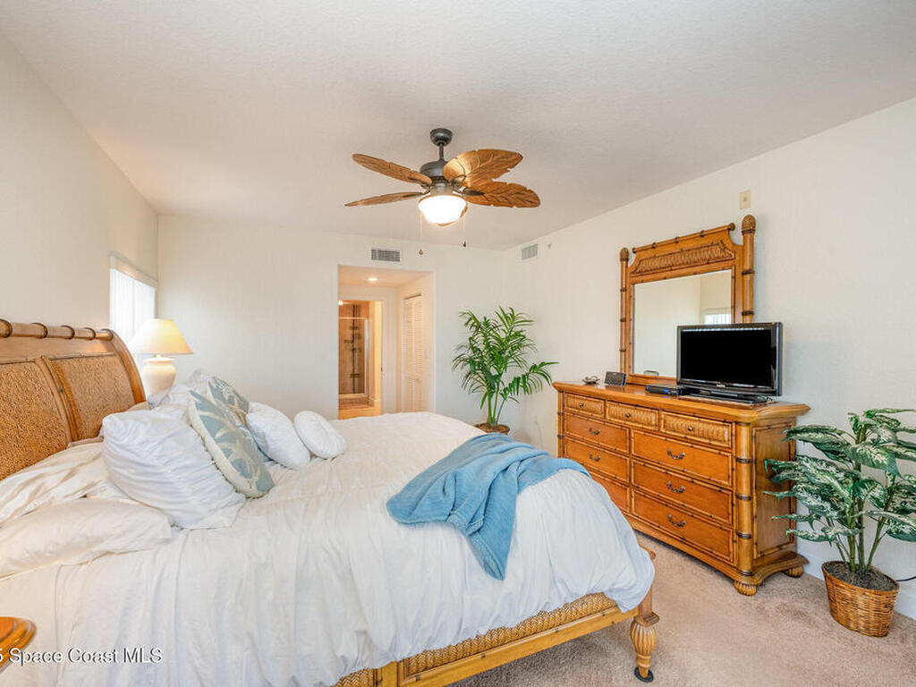 807 Mystic Dr, Cape Canaveral, FL 32920