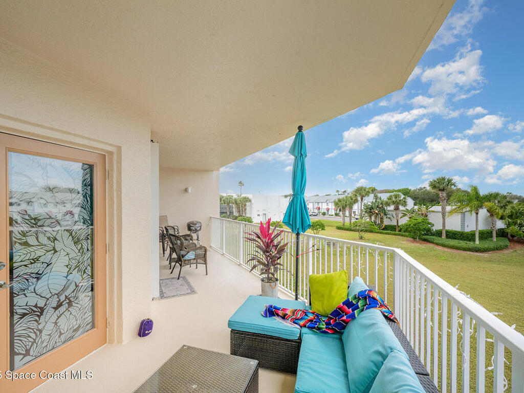 807 Mystic Dr, Cape Canaveral, FL 32920