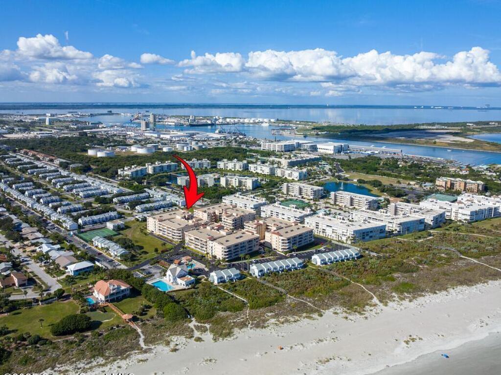 807 Mystic Dr, Cape Canaveral, FL 32920