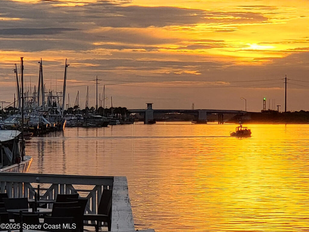 807 Mystic Dr, Cape Canaveral, FL 32920