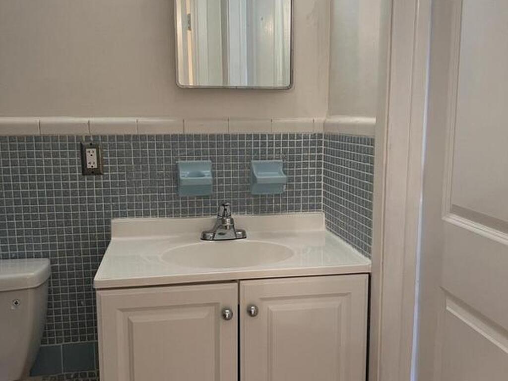 130 Moore Avenue, Merritt Island, FL 32952