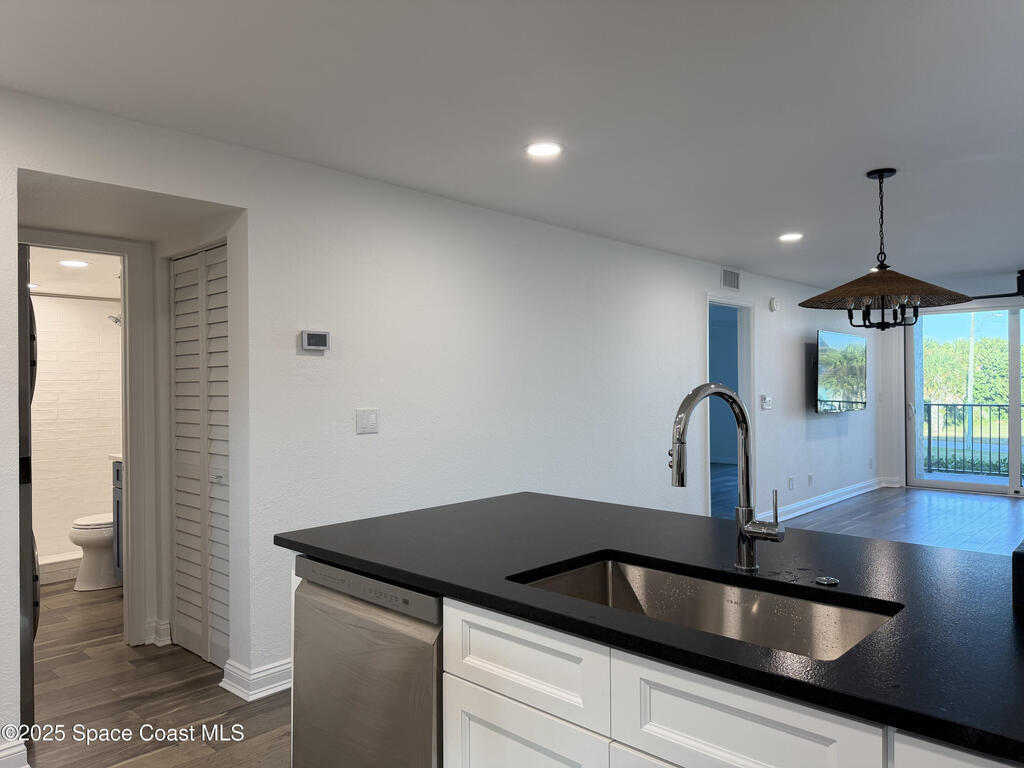 1101 S Miramar Avenue, Indialantic, FL 32903