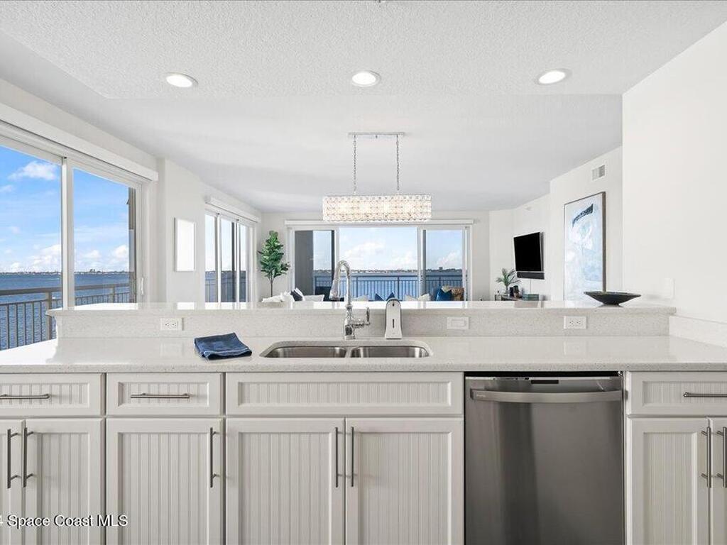 1465 S Harbor City Boulevard, Melbourne, FL 32901