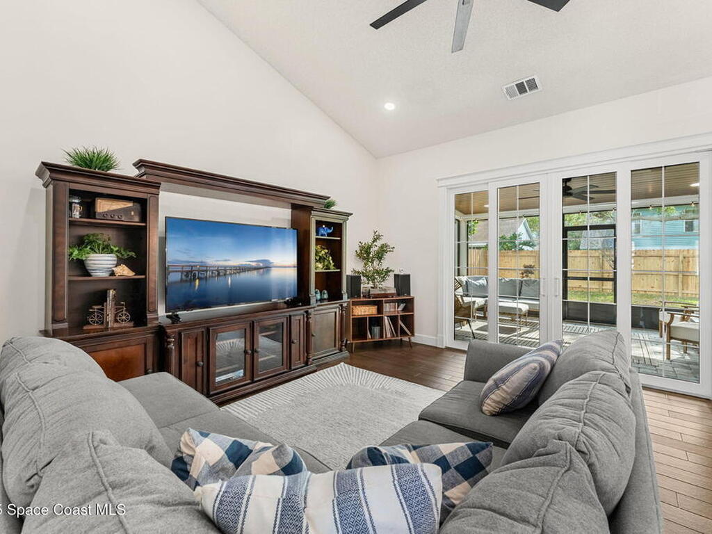 2525 Forest Run Drive, Melbourne, FL 32935