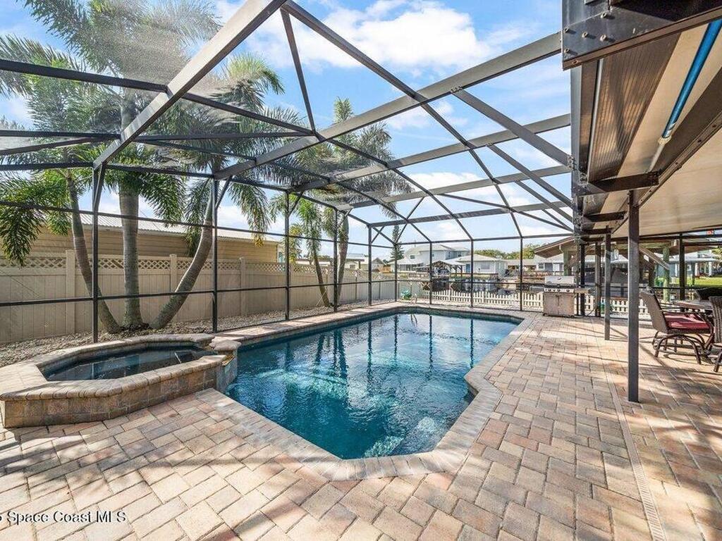 828 Heron Road, Cocoa, FL 32926