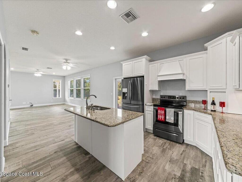 3190 Leghorn Road, Malabar, FL 32950