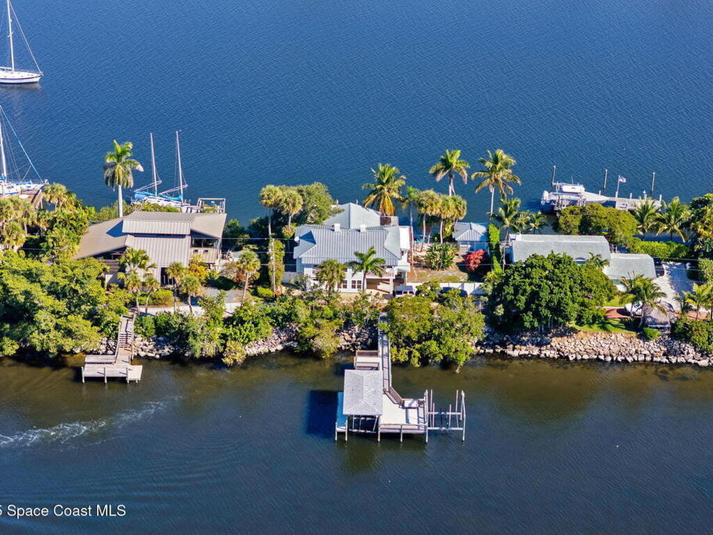 11600 Dragon Point Drive, Merritt Island, FL 32952