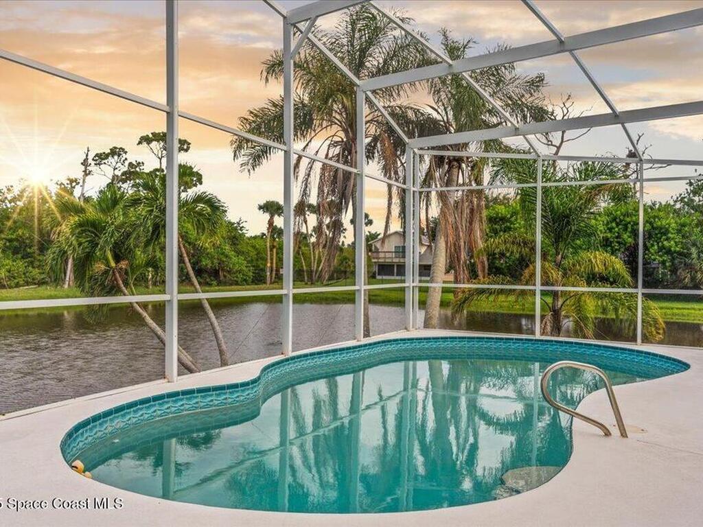 990 Harbor Pines Drive, Merritt Island, FL 32952