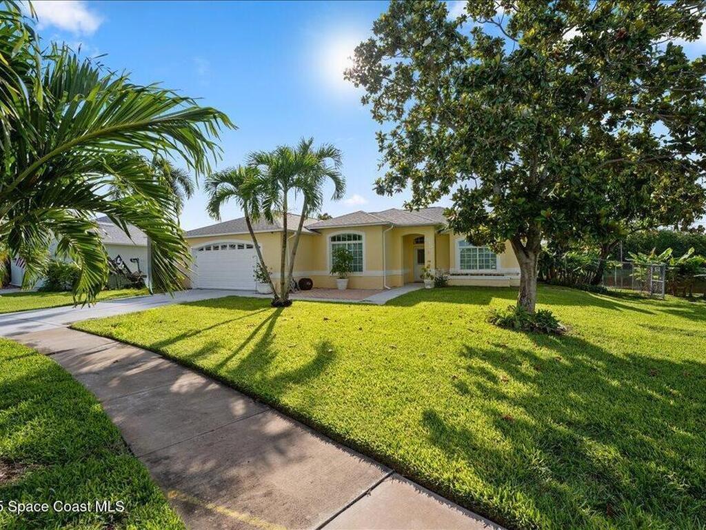 990 Harbor Pines Drive, Merritt Island, FL 32952