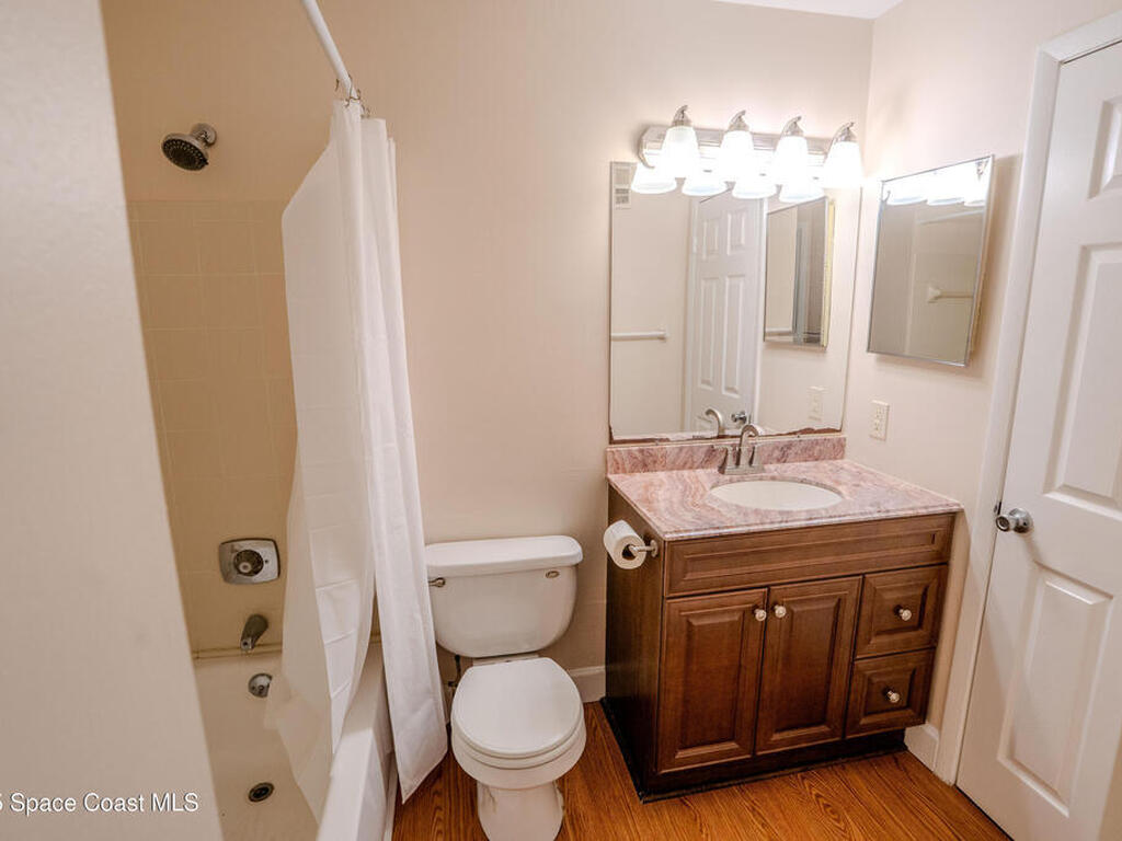 225 S Tropical Trail, Merritt Island, FL 32952