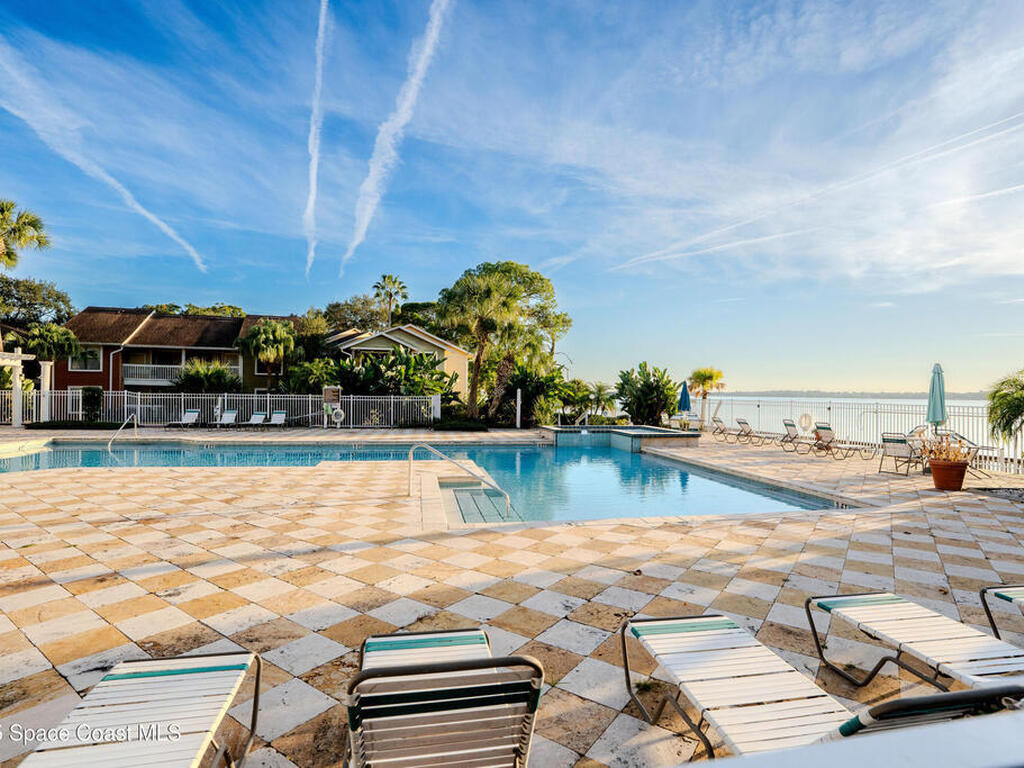 225 S Tropical Trail, Merritt Island, FL 32952