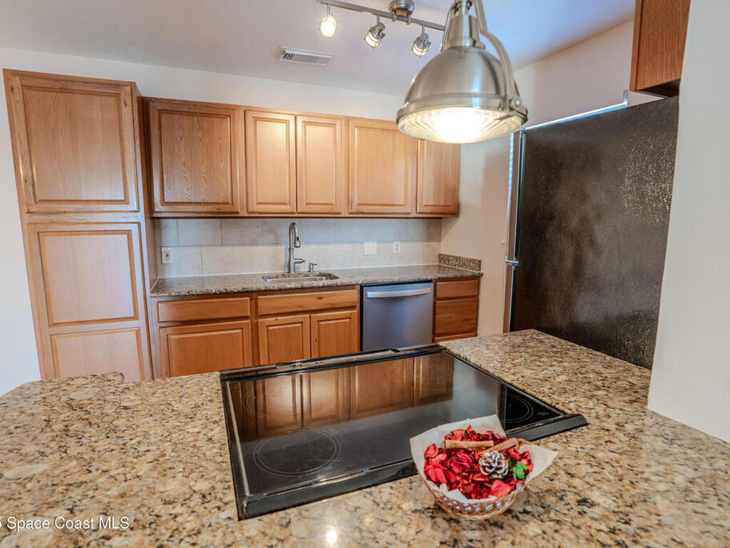 225 S Tropical Trail, Merritt Island, FL 32952