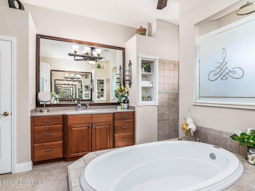 6115 Anello Drive, Suntree, FL 32940