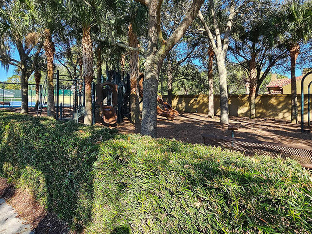 6115 Anello Drive, Suntree, FL 32940